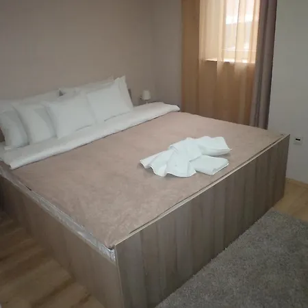 Garni Tri O Hotel 3*
