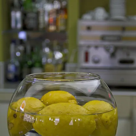 מלון Garni Tri O 3*