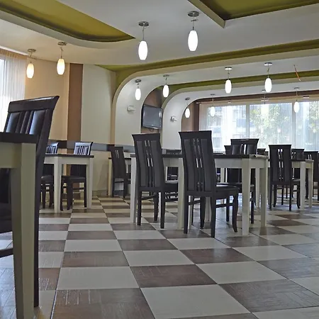 Garni Tri O Hotel